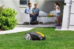 Robot Çim Biçme Makinesi