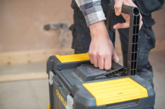 3’ü 1 Arada Tekerlekli Takım Çantası