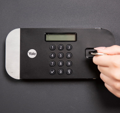 Maksimum Güvenlik Sertifikalı Parmak izli Para Kasası